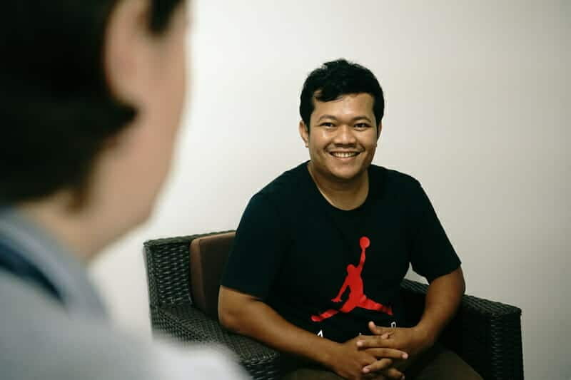 Menghong Personal Dedication to Keeping Children in Families